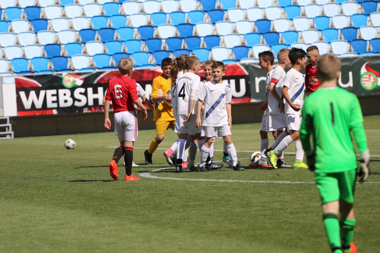 VI. Mészöly Cup (MTK Budapest - Manchester United)